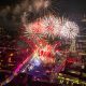 Mii de clujeni au sărbătorit trecerea dintre ani în Piața Unirii. Imagini spectaculoase cu focul de artificii din Cluj-Napoca
