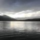 O persoană ar fi dispărut în lacul Colibița din Bistrița după ce s-a răsturnat cu hidrobicicleta