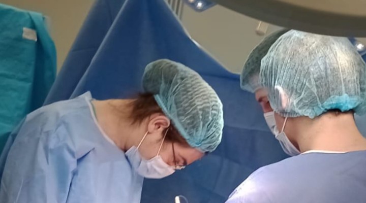 2 pacienți grav bolnavi, salvați de medicii clujeni: „Durerea acestei familii s-a transformat într-o minune pentru alţi pacienţi”