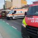 ACCIDENT între o mașină și un microbuz în centrul Clujului/ Mai multe persoane transportate la spital, printre care și copii