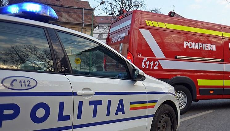 Accident GRAV pe un drum din Cluj. O tânără a rămas blocată în mașină/ Intervine descarcerarea