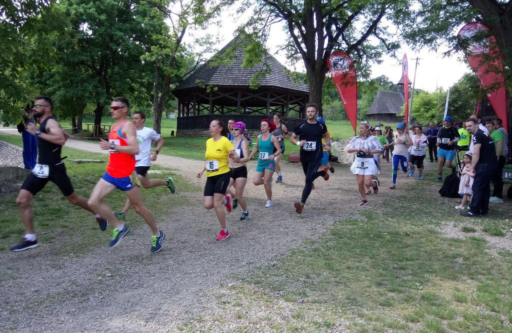 Clujenii, invitați să alerge pentru o cauză nobilă în Parcul Etnografic „Romulus Vuia”