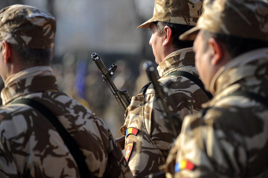 Se vorbește din nou de mobilizarea rezerviştilor în România. Avertismentul transmis de MApN