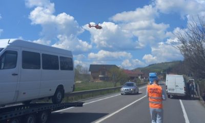 Un biciclist a MURIT după ce a fost lovit de o autoutilitară pe drumul Cluj-Oradea. A intervenit elicopterul SMURD