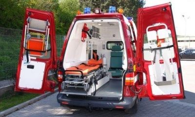 Accident cu două mașini în Cluj-Napoca. SMURD-ul a transportat o femeie la spital