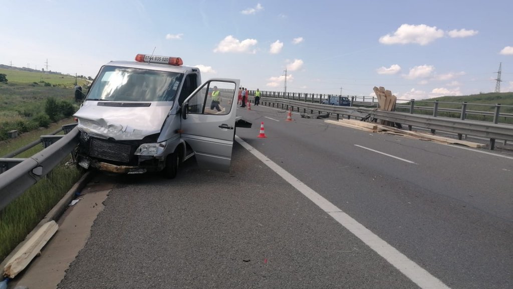ACCIDENT în Cluj pe A3. Bărbat, transportat la spital