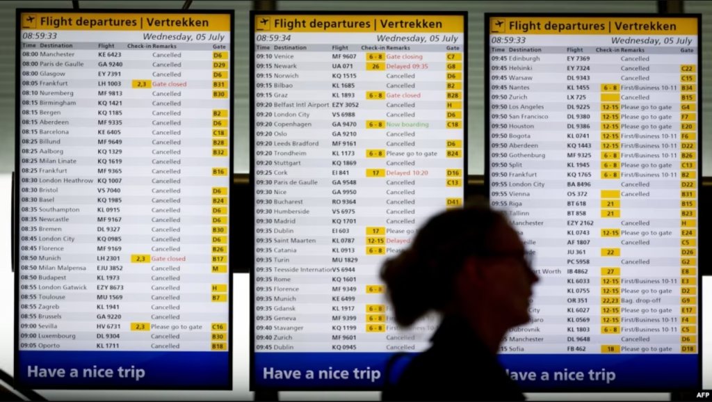 Controlorii de trafic aerian amenință cu greva! Zeci de mii de zboruri din Europa sunt în pericol