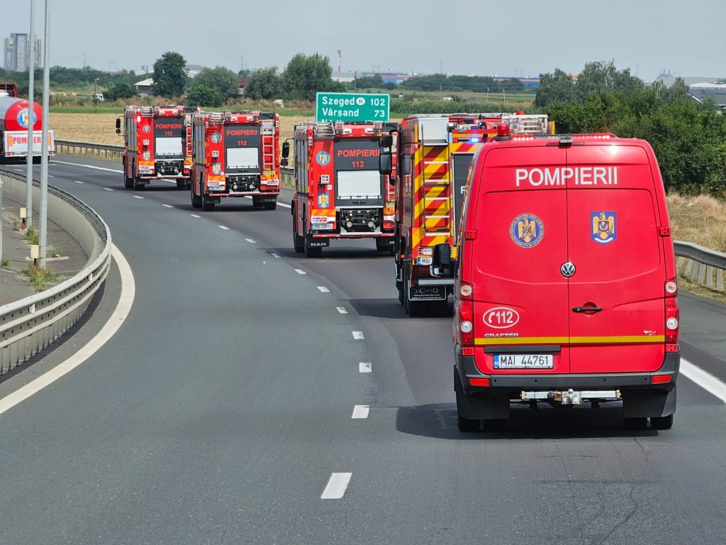 Mai mulți pompieri clujeni, specializați în stingerea incendiilor de pădure, în misiune în Franța