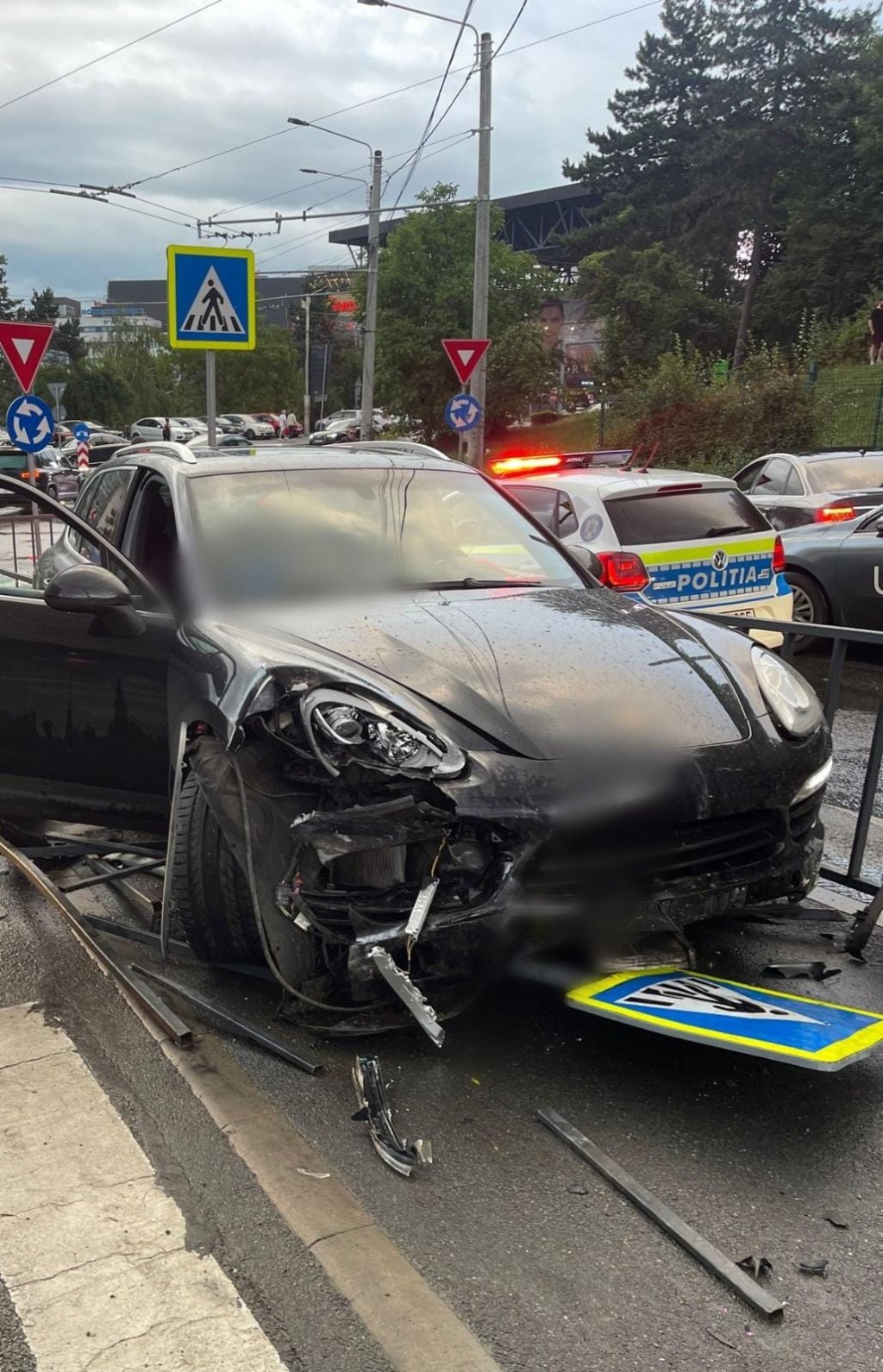 Șofer beat-criță, ARESTAT după ce a făcut un accident pe o stradă din Cluj/ Modificare IMPORTANTĂ în legislație din această lună