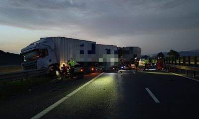 Șofer din Cluj, accident cumplit pe A1: două TIR-uri s-au ciocnit frontal. Un bărbat a murit