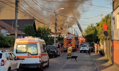 Urmările incendiului din Cluj: Un pompier a fost rănit, cinci mașini distruse și două case afectate