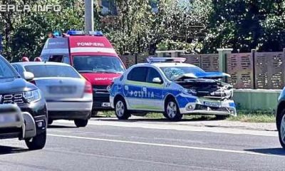 Accident cu o mașină de poliție la Gherla / A intervenit SMURD-ul
