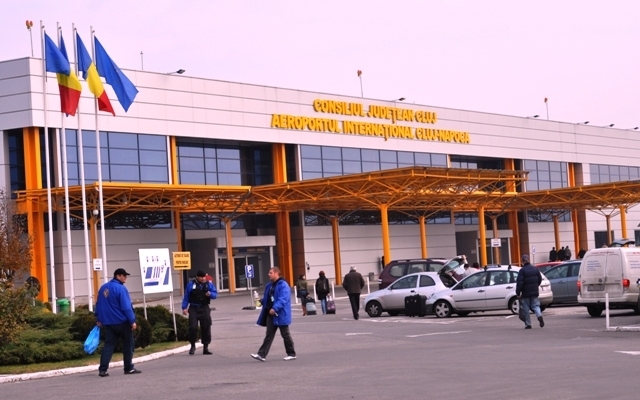 INCREDIBIL! Un avion nu a putut decola de pe Aeroportul Internațional Cluj-Napoca: pasagerii erau prea grei. 15 au fost coborâți fără explicații