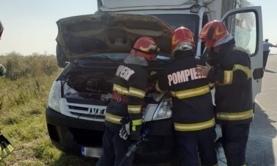 Incendiu în Cluj! O autoutilitară încărcată cu saltele, a luat foc
