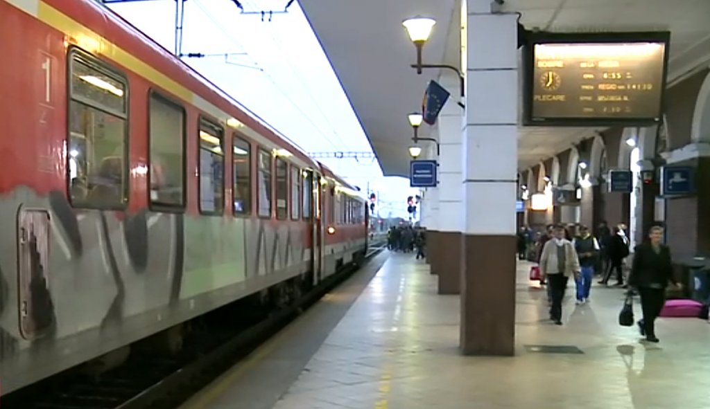 2 ore NU CIRCULĂ trenurile. Haos după ce a început greva CFR Călători. 70 de trenuri afectate la gara din Cluj-Napoca