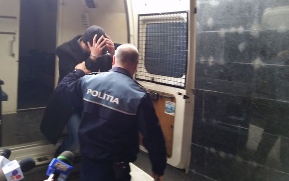 Siguranța orașului de cinci stele! Bărbat reținut pentru furt calificat după ce a agresat o tânără în centrul Clujului
