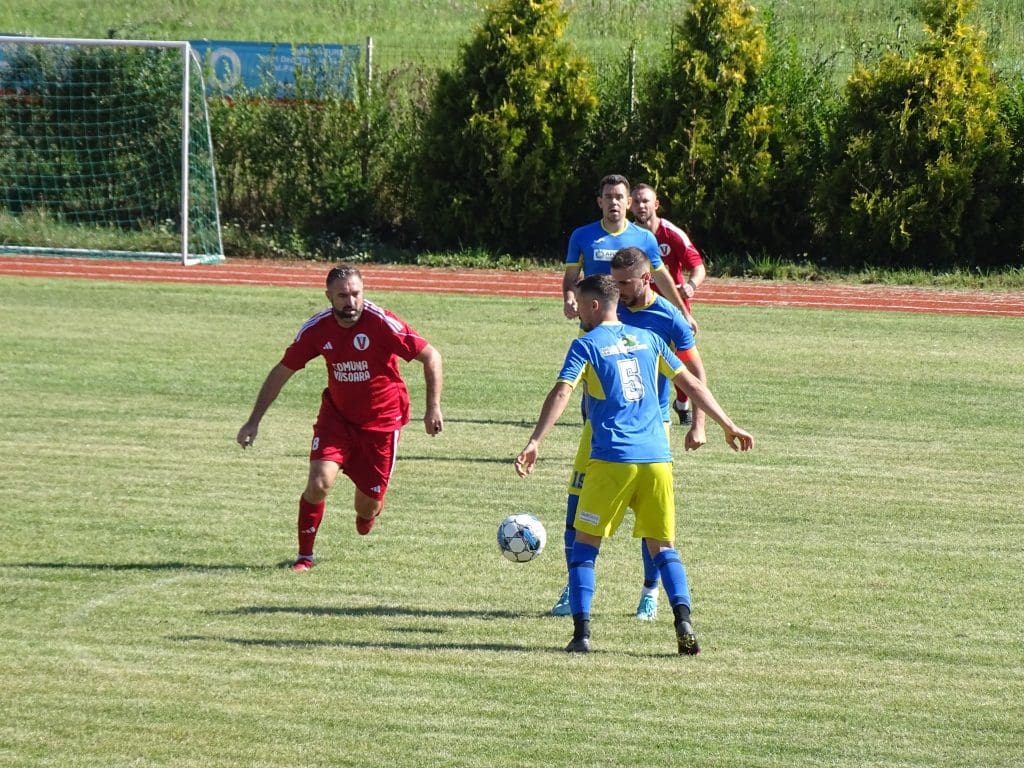 TurdaNews - Fotbal, Liga 4: Victoria Viișoara merge la Gârbău hotărâtă să câștige cele trei puncte puse în joc!