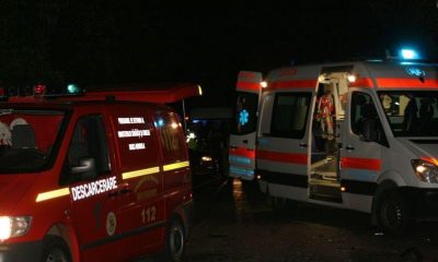 Accident cu două mașini în apropiere de Dej. Intervin echipaje de prim-ajutor