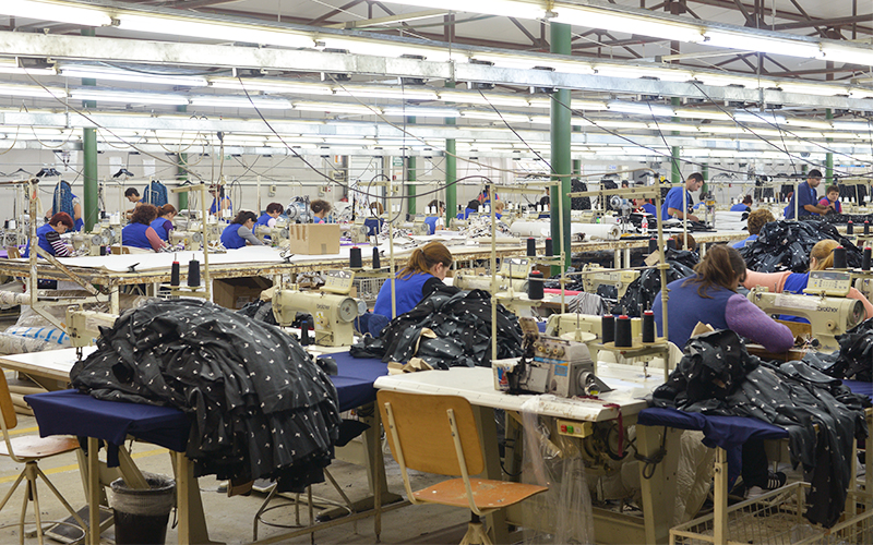Caz dramatic la o fabrică de confecții textile din Câmpia Turzii