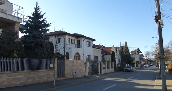 Cine plătește 600 de mii de euro pe o casă în Cluj? ”Sunt foarte mulți bani aduși în Cluj. Dacă ai un business bun in Dej, unde vei investi? În Dej?”