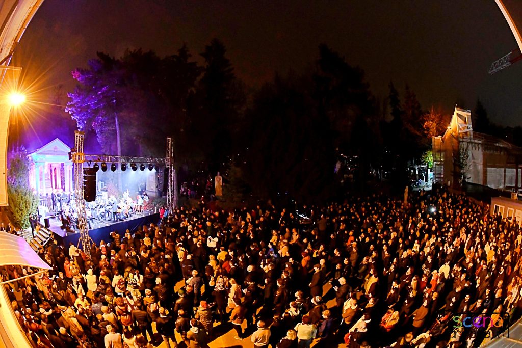 Concertul de Luminație revine în Cimitirul Central din Cluj Napoca pe 1 noiembrie