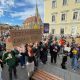 Peste 100 de clujeni au protestat duminică la Cluj: „Vrem servicii sociale integrate fără discriminare!”