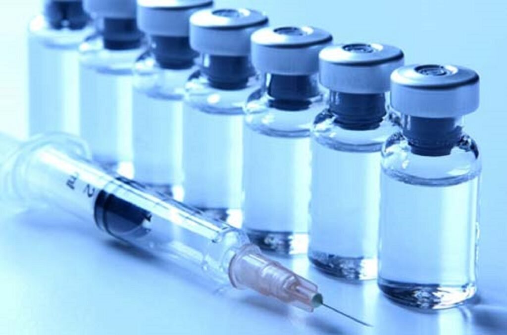 România trebuie să mai primească 27 de milioane de doze de vaccin anti-COVID. Ce spune Rafila