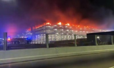 Incendiu la parcarea Aeroportului Londra Luton, miercuri dimineață, 11 octombrie/ Foto: captură video X (fostul Twitter) -  Megh Updates