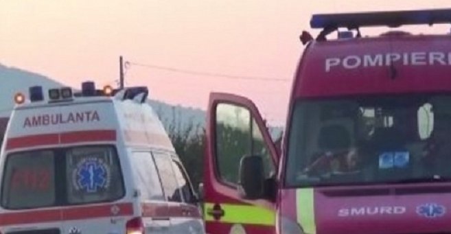 ACCIDENT cu trei mașini la ieșirea din Baciu spre Nădășelu. Traficul, blocat pe ambele sensuri