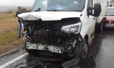 Accident la ieșire din Turda spre Cluj-Napoca. Două mașini, implicate / Tânăr, transportat la spital
