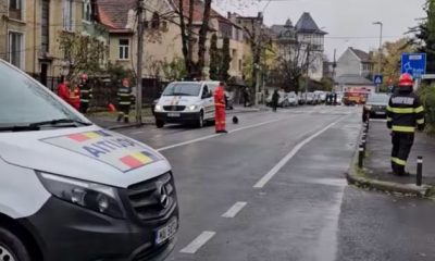 Alertă la Cluj-Napoca! O stradă a fost închisă din cauza unui bagaj suspect/ Pirotehniștii, intervenție la fața locului