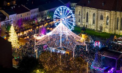 Cât plătește Primăria Cluj pentru luminițele de Crăciun. Acestea vor fi folosite și în următorii 5 ani