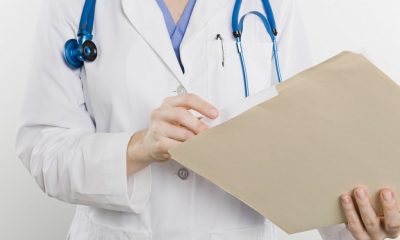 Lege promulgată: Rudele pot avea acces la dosarul pacientului decedat