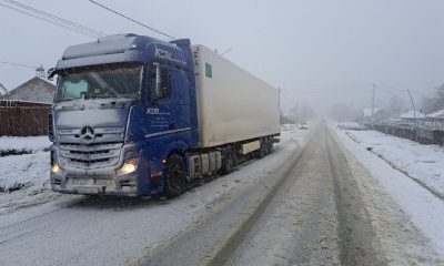 Prima ninsoare a creat haos în România. FOTO: DRDP Iași/ Facebook