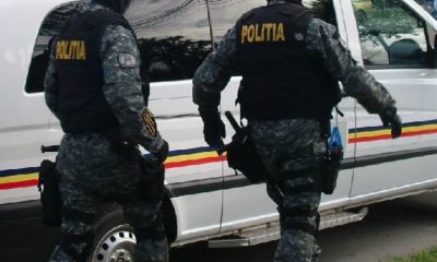 Un traficant a fost prins de polițiștii din Cluj cu ”marfă” multă la el! Are numai 21 de ani și și-a cam ratat viața - VIDEO și FOTO