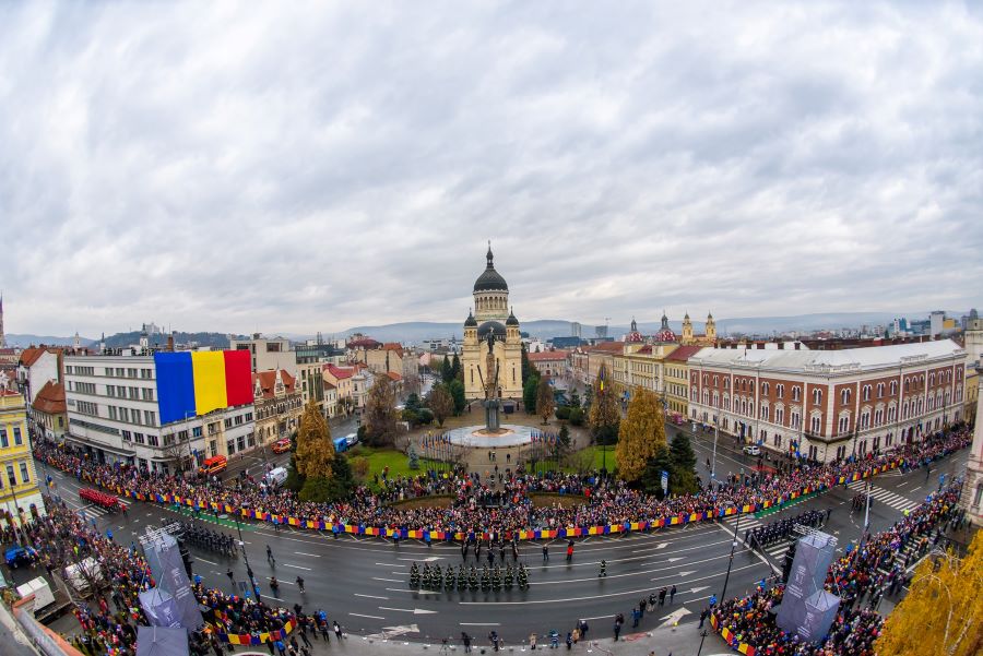 Parada militara la Cluj-Napoca Foto © Nicu Cherciu