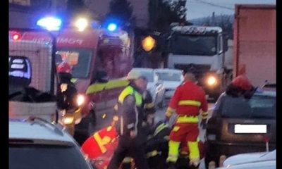Accident grav pe strada Oașului. Un șofer primește ajutor / Foto: Info Trafic jud. Cluj - Facebook