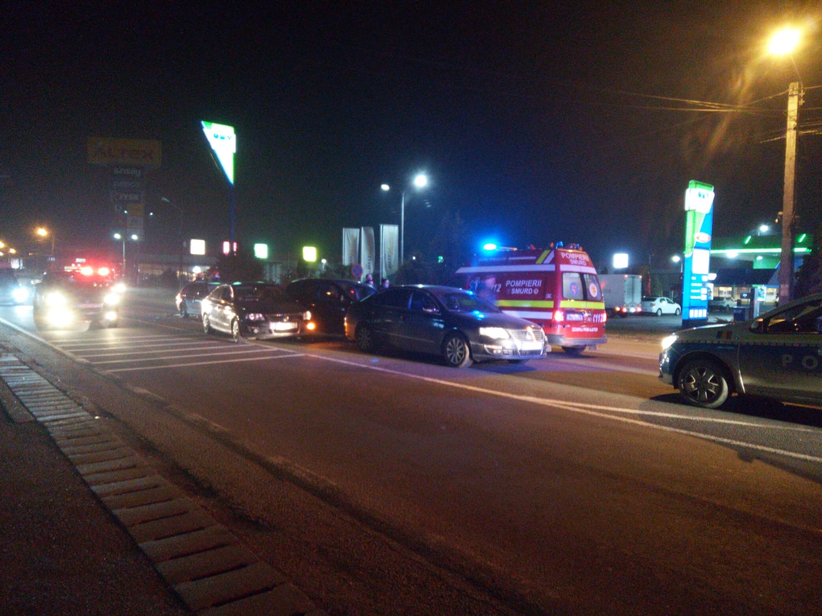 Accident rutier cu patru mașini, petrecut la intrare în municipiul Dej - FOTO