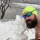 Alergător la bustul gol prin Cluj-Napoca, la temperaturi sub zero grade