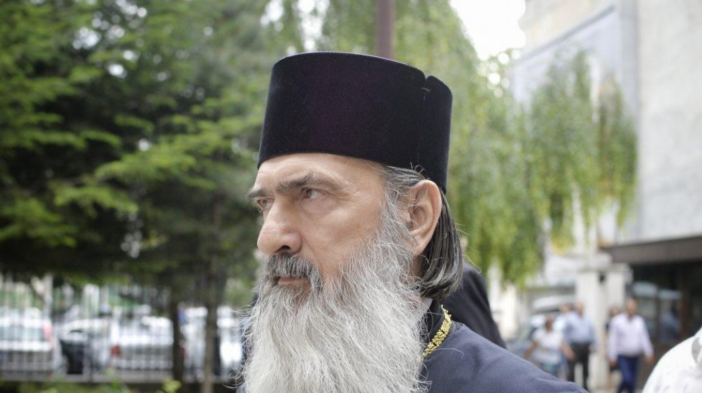 Arhiepiscopul Tomisului, ÎPS Teodosie, urmărit penal de DNA pentru cumpărare de influenţă