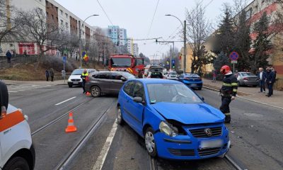 Coliziune între două mașini în Mănăștur. Doi bărbați, consultați de medici