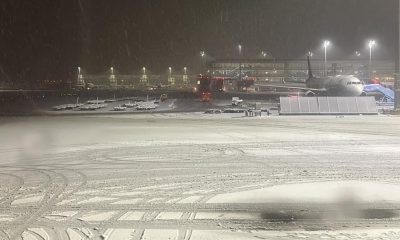 Peste 100 de pasageri clujeni au rămas pe Aeroportul din Munchen din cauza zăpezii. FOTO: Facebook/ Bogdan Maioreanu
