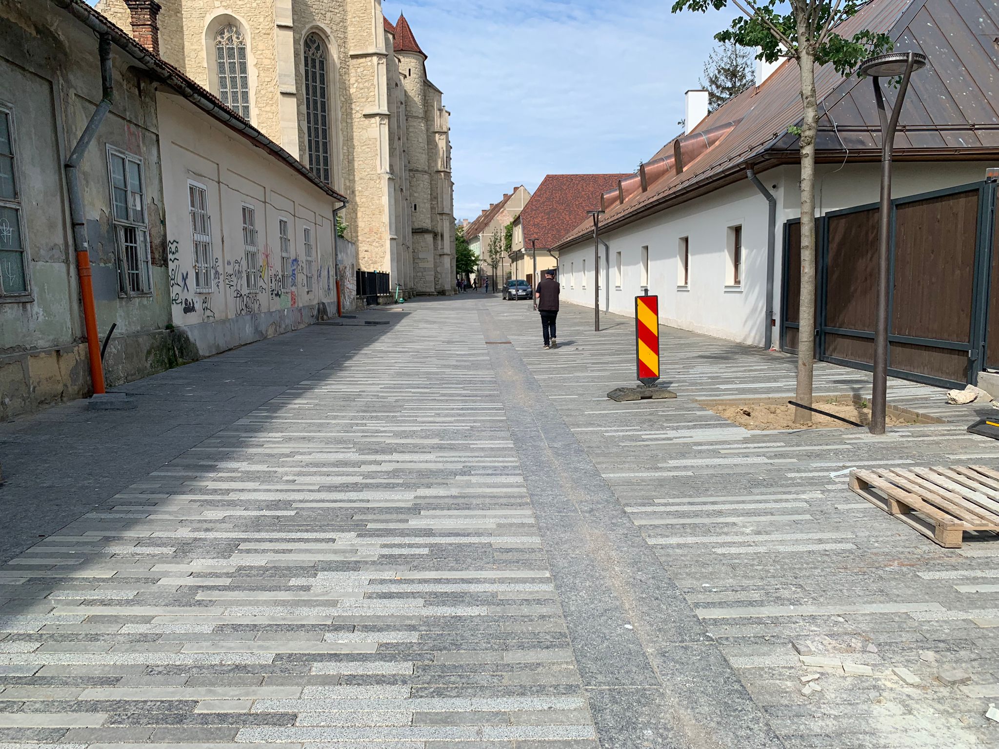 Orașele europene caută să-și înverzească centrul, dar Clujul rămâne în era betoanelor. Deputat clujean: ”Așa arătau soluțiile lor acum 20 de ani”