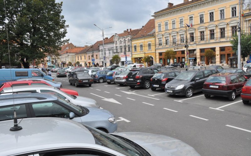 Taxe mai mari pentru abonamentele de parcare în Cluj-Napoca din 2024: Ce înseamnă pentru șoferi