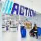 Interior magazin Action România cu 1.500 de produse sub 5 lei