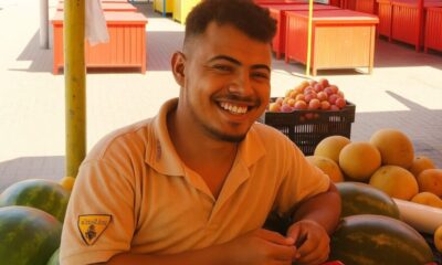 Mahomed, tânărul egiptean care vinde legume în piața din Gherla