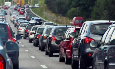 Șofer amendat pentru blocarea benzii cu verde intermitent la dreapta – Cod Rutier 2025