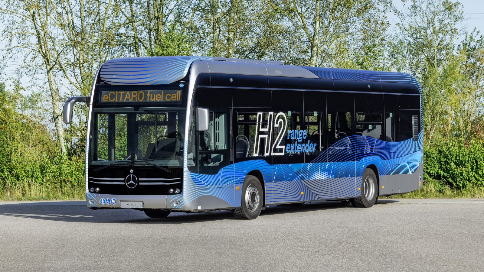 Autobuz Mercedes cu hidrogen testat în Cluj-Napoca, premieră în transportul public din România